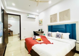 Service apartments Near Medanta medicity Gurgaon.